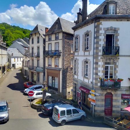 Les Arvernes Rochefort-Montagne Екстер'єр фото